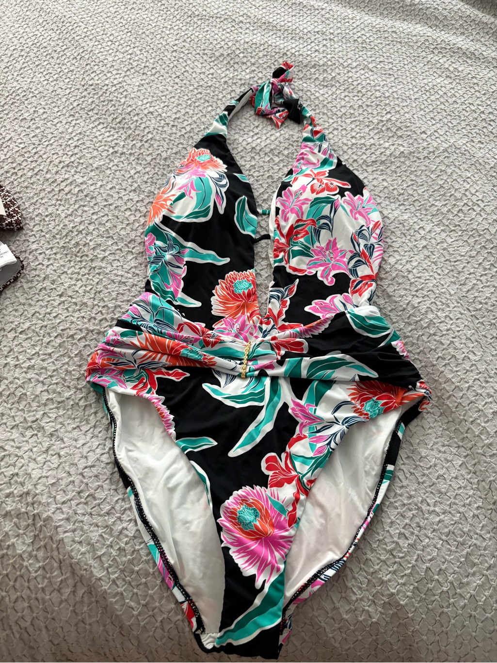 Trina Turk Multicolor Floral Swimwear With Black And White